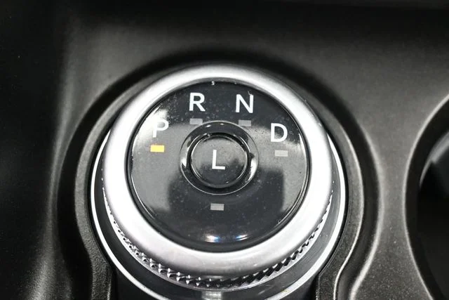 Used 2025 Gray Ford ST-Line image 25