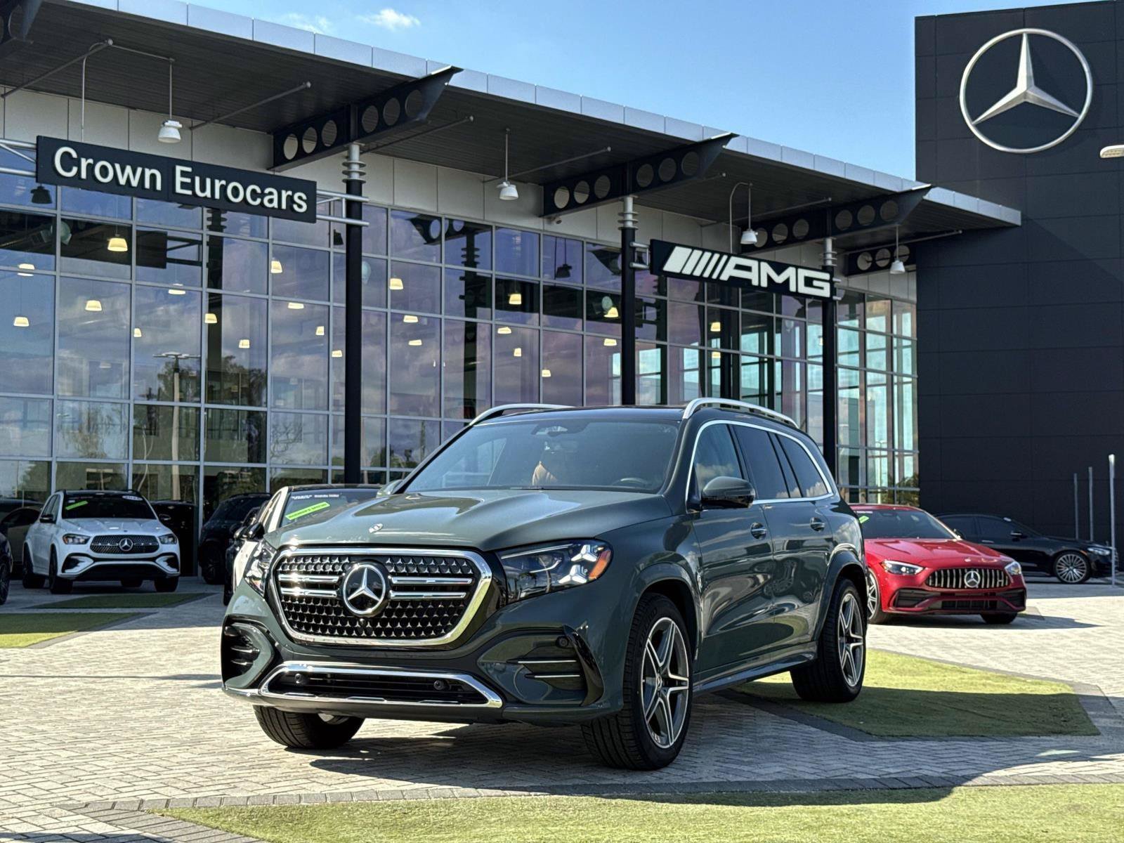 New 2027  Mercedes-Benz 450 4MATIC® SUV image 1