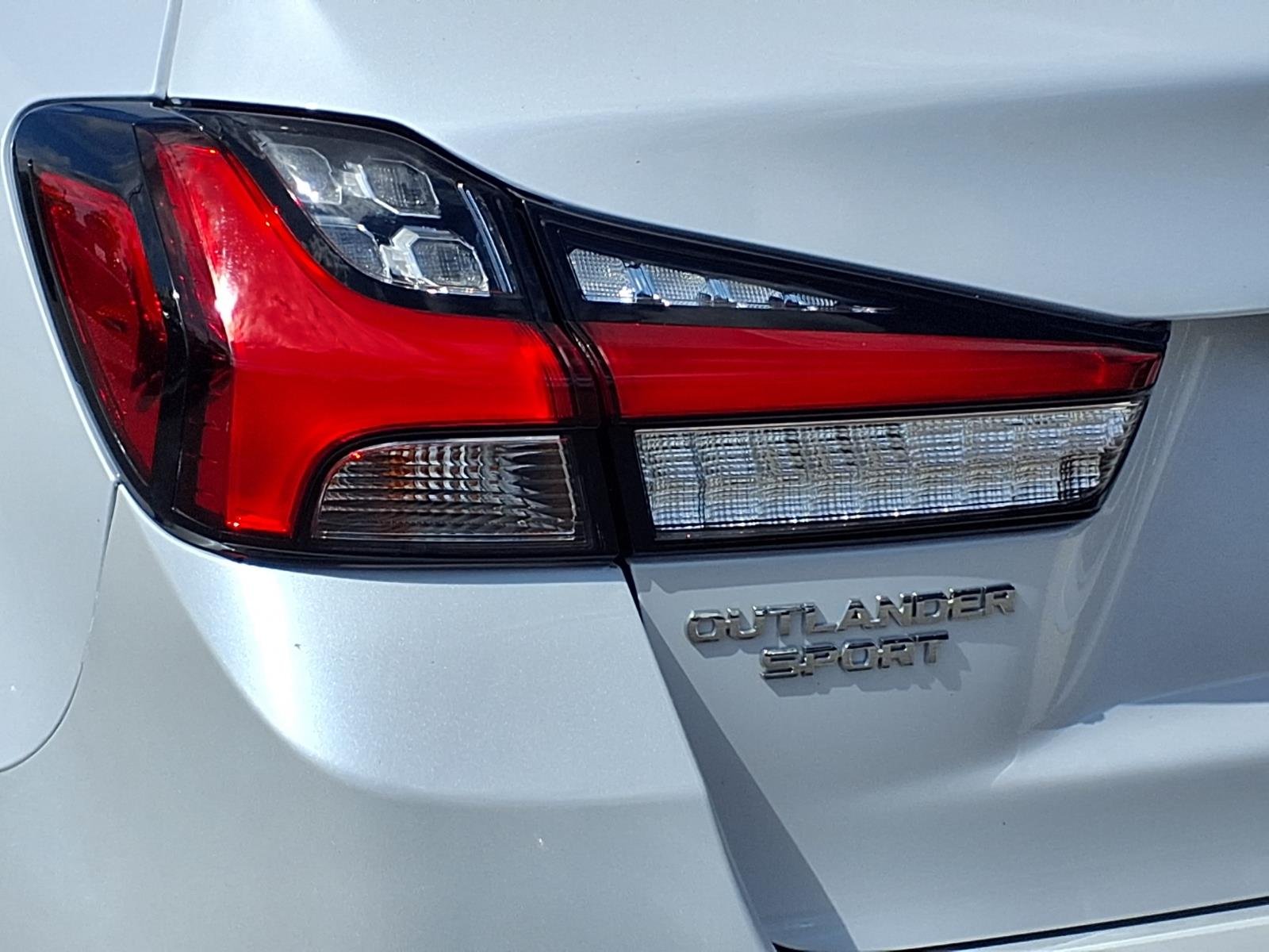 Used 2024  Mitsubishi S image 22