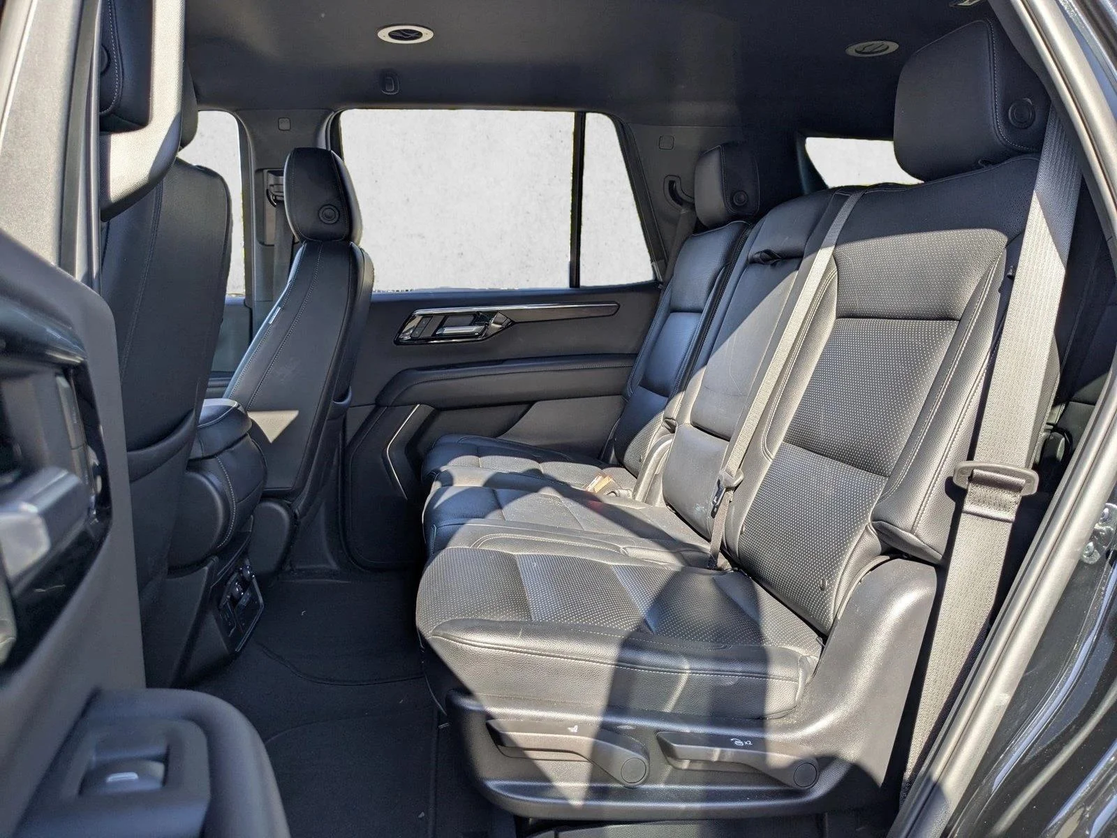 Used 2025 Black Chevrolet LS image 17