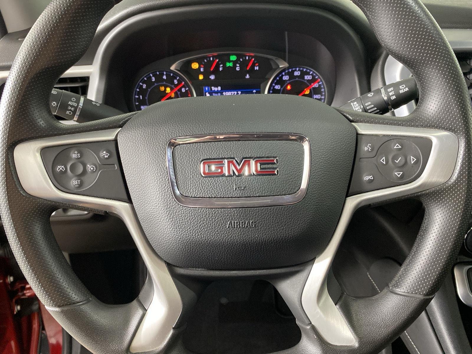 Used 2023 Volcanic Red Tintcoat GMC SLE image 13
