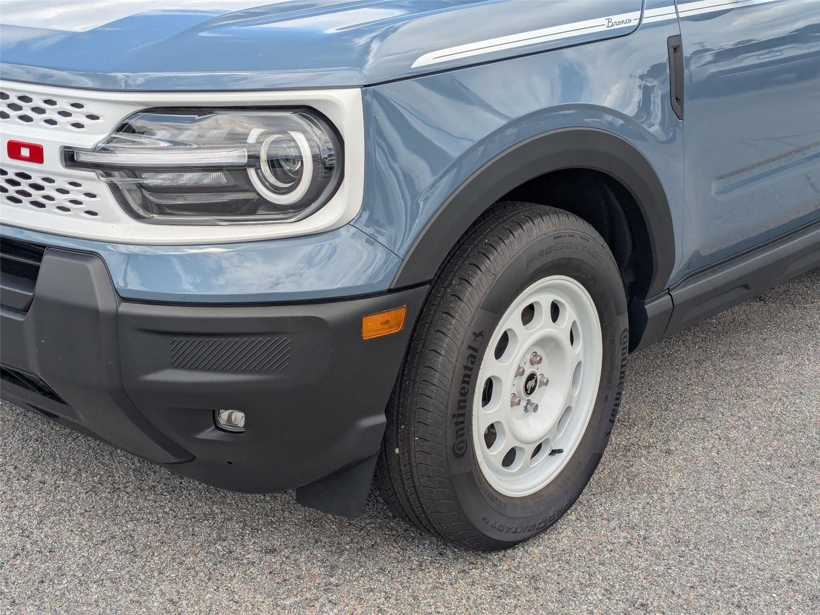New 2025 Azure Gray Metallic Tri-Coat Ford Heritage image 9