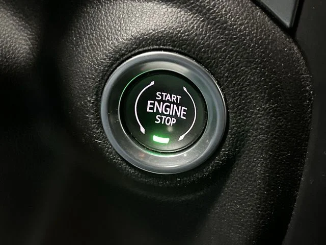 Used 2021 Black Chevrolet RST image 17