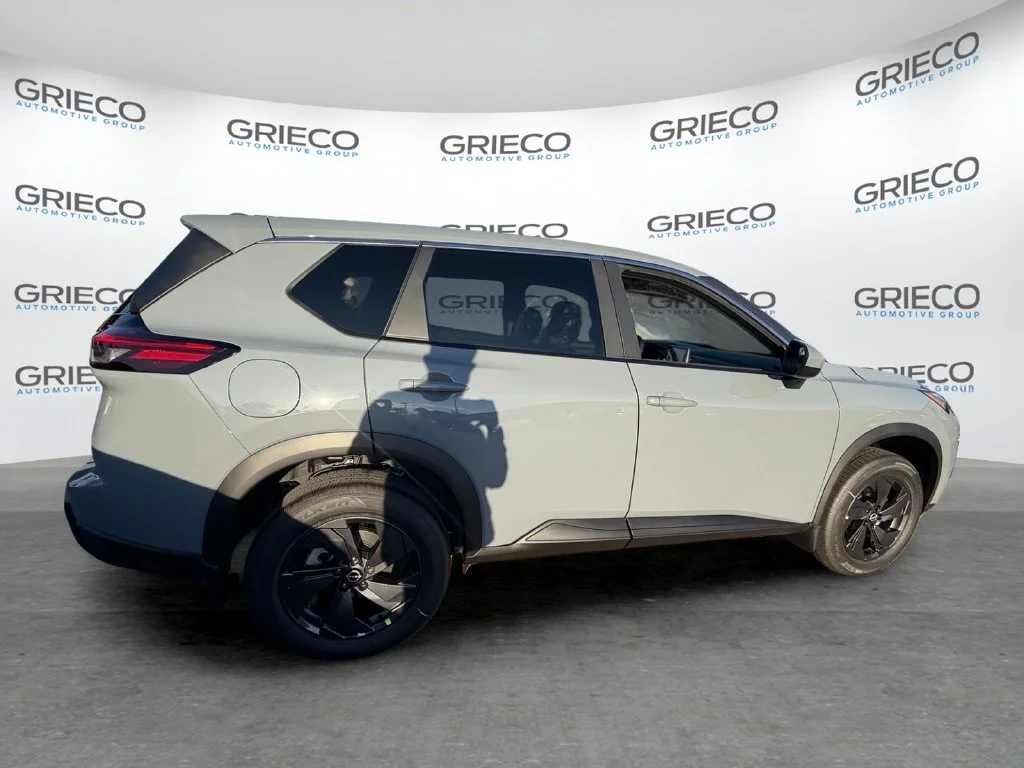 New 2027 Gray Nissan SV image 7