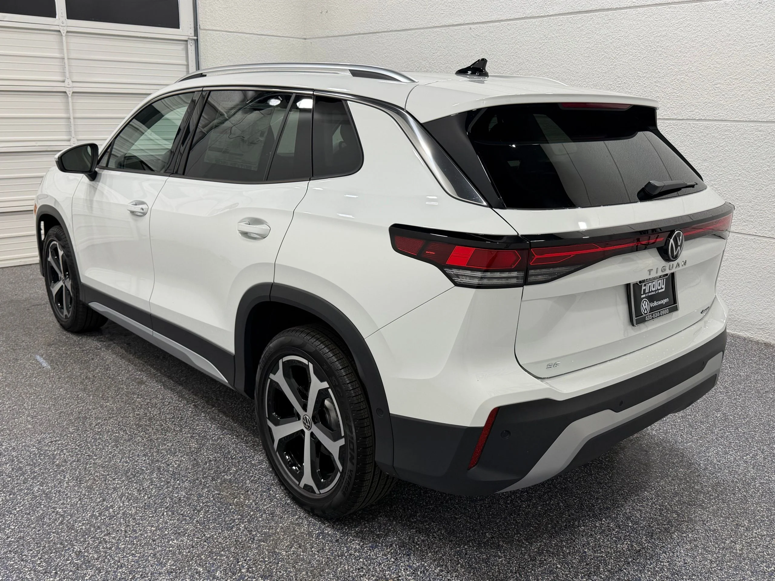 New 2026 White Volkswagen SE image 4