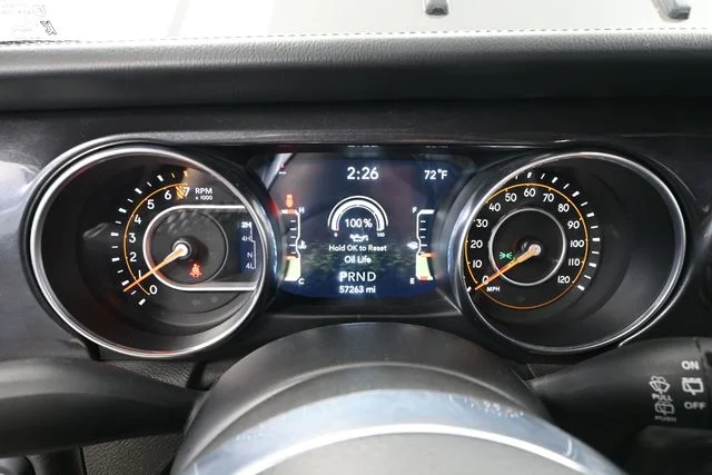 Certified Used 2022 Gray Jeep Unlimited Sahara Altitude image 25