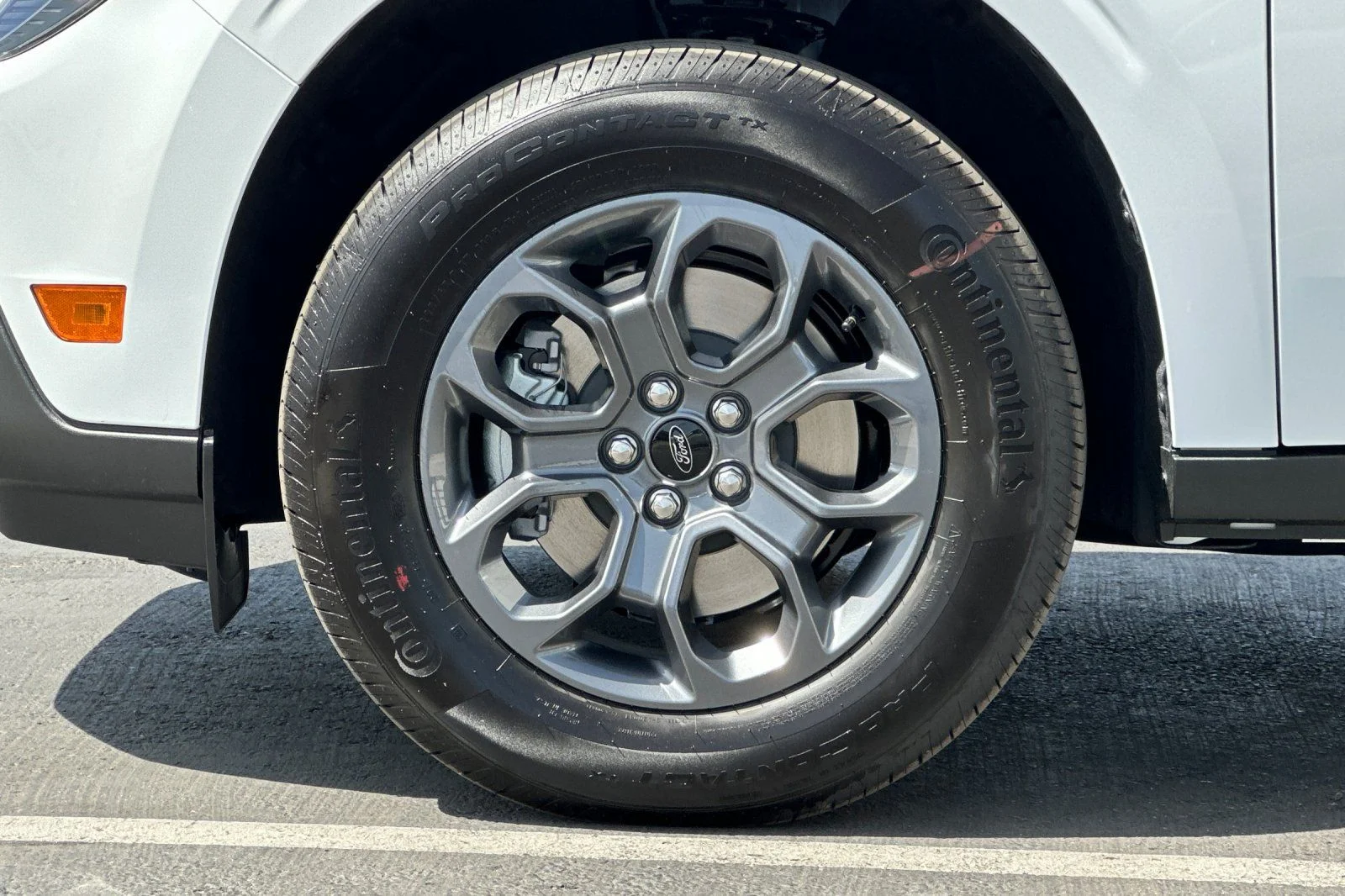 New 2026 Oxford White Ford XLT image 23