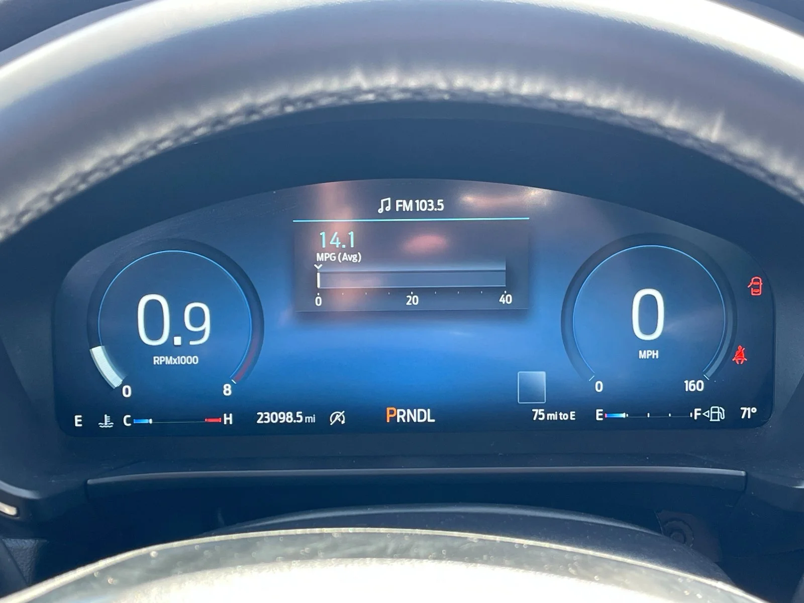 Used 2024  Ford Platinum image 28