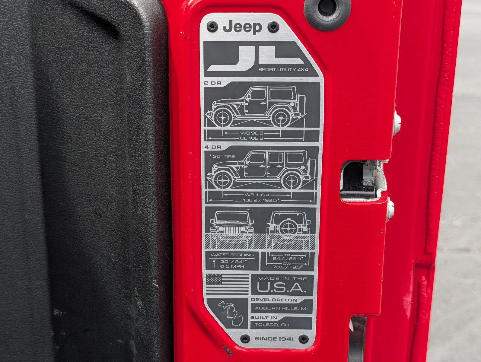 Used 2025 Firecracker Red Clearcoat Jeep Sahara image 32