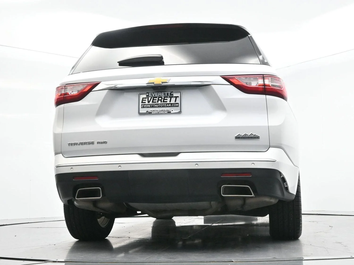Used 2019 IRIDESCENT PEARL TRICOAT Chevrolet High Country image 59