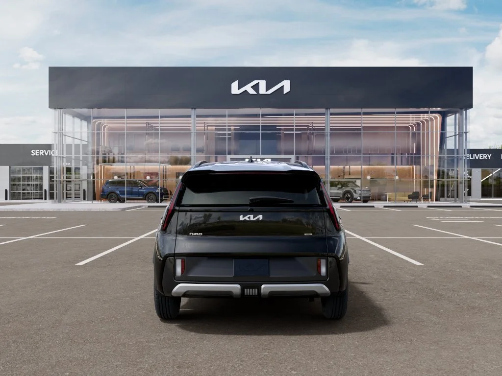 New 2027 Black Kia LX image 5