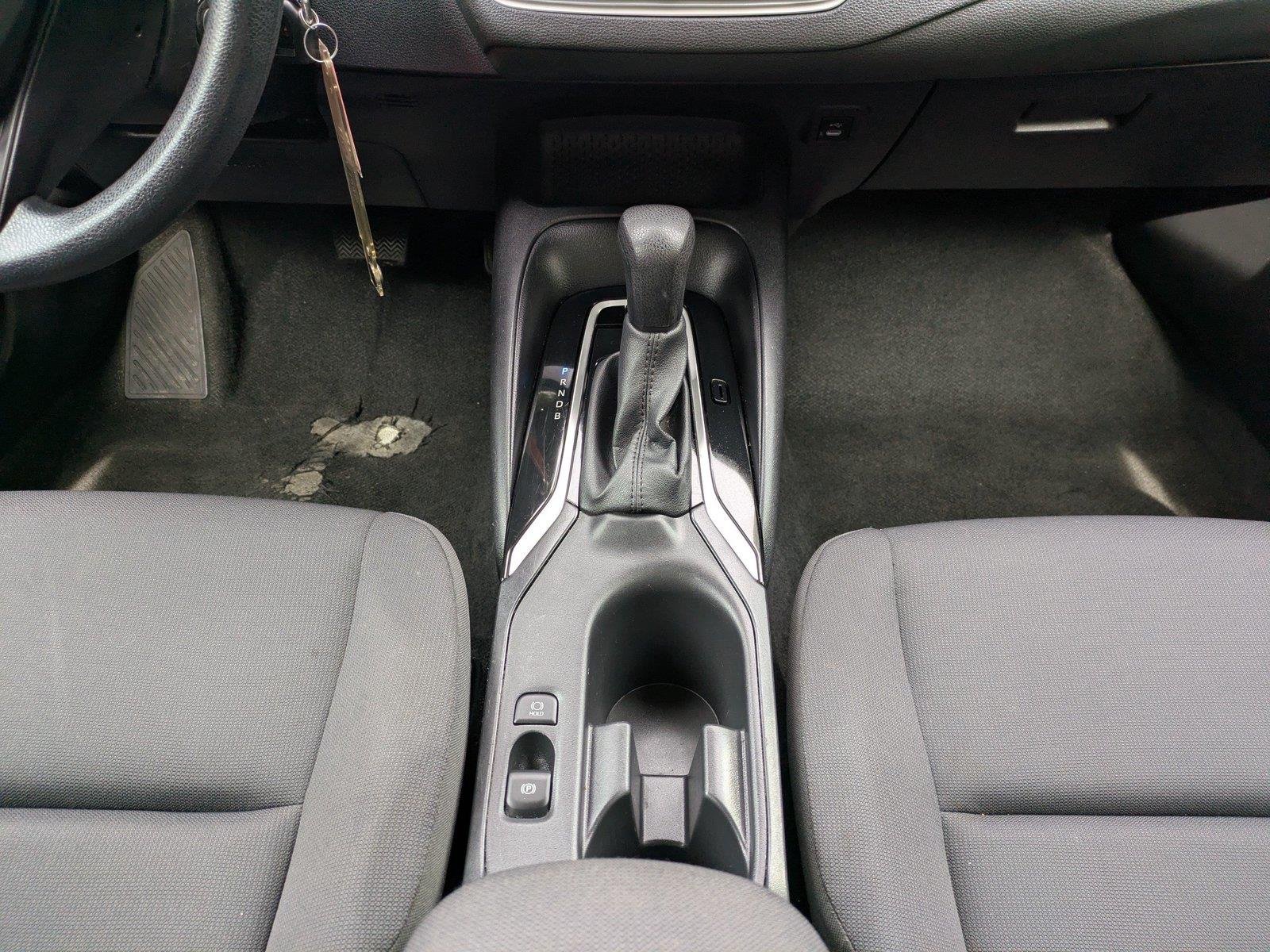 Used 2024  Toyota LE image 18