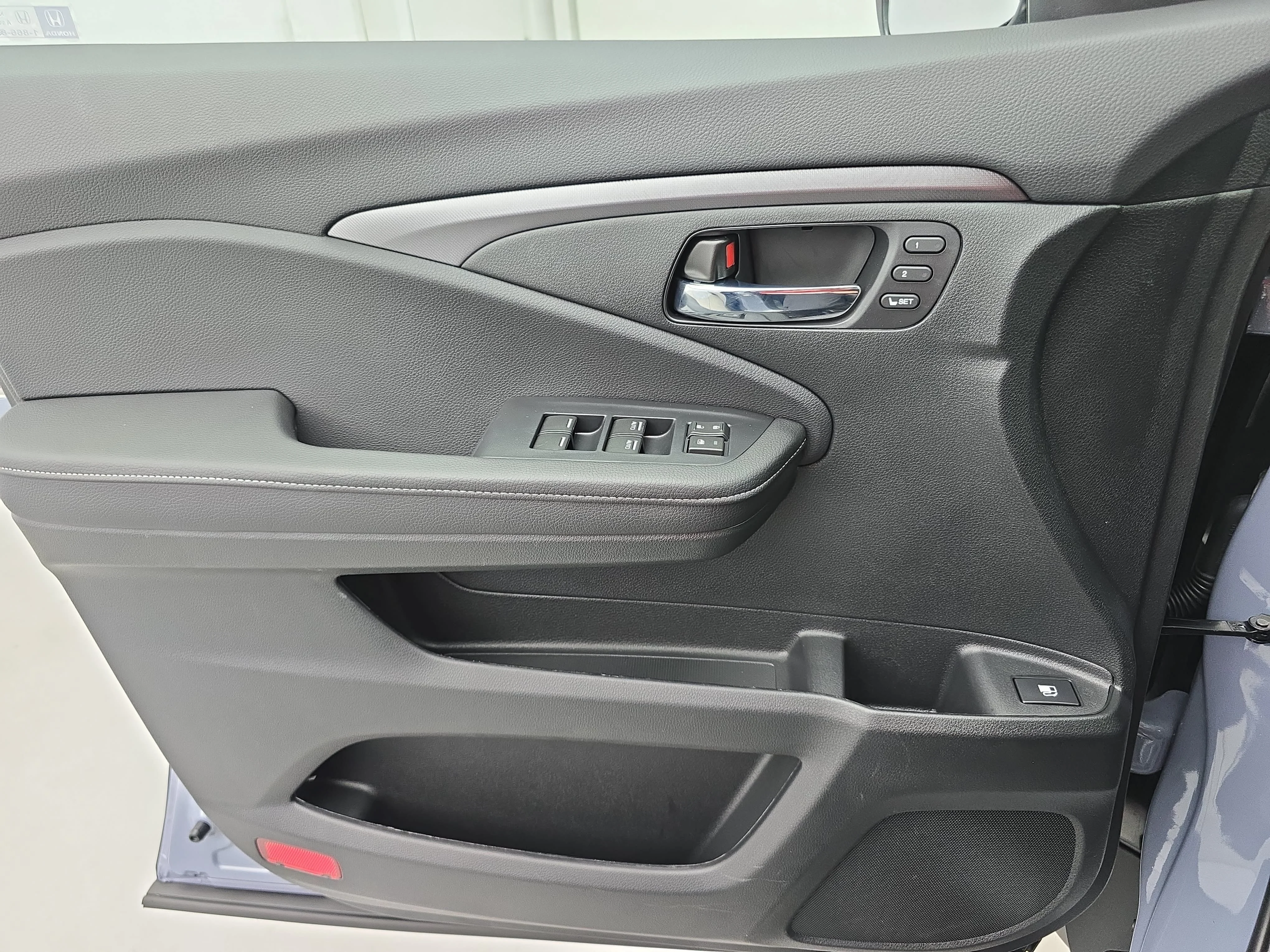 New 2026 Sonic Gray Pearl Honda RTL image 26