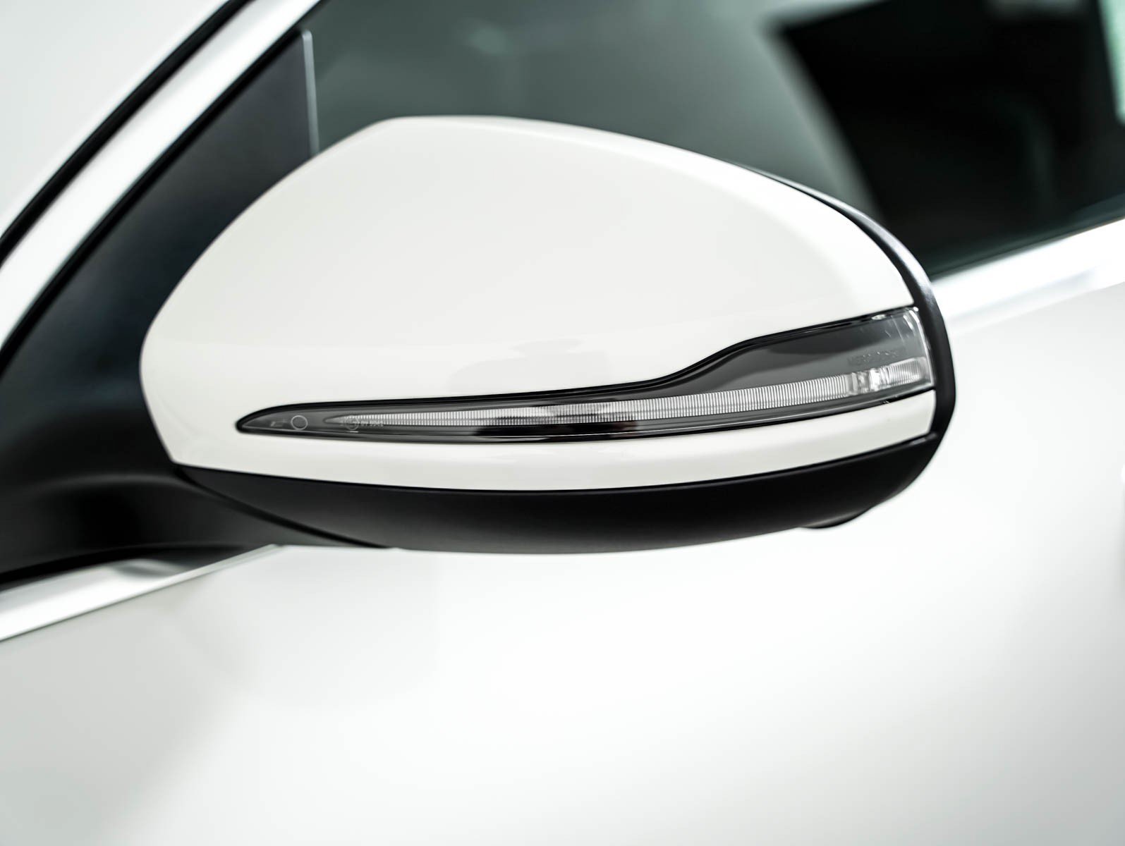 New 2026 Polar White Mercedes-Benz GLA 250 image 23