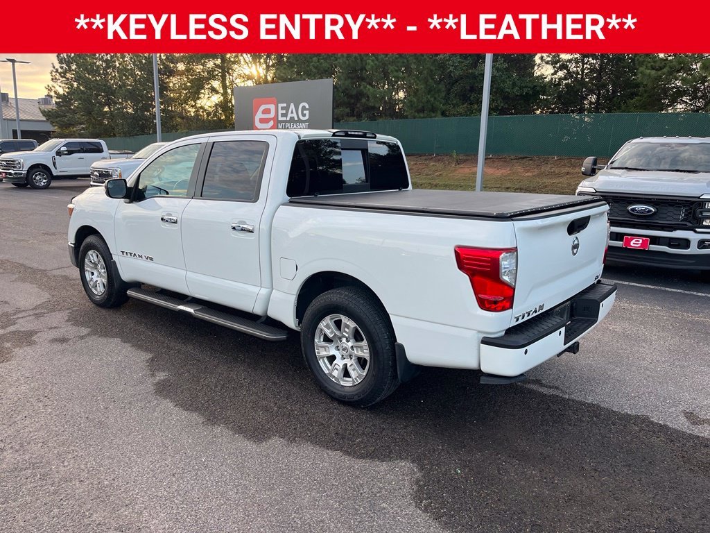 Used 2018 Glacier White Nissan SV image 3