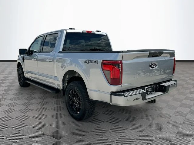 New 2026 Silver Metallic Ford XLT image 4