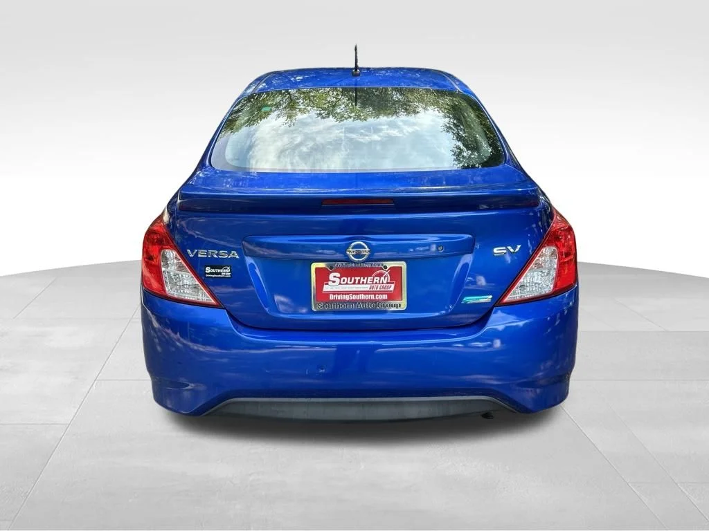 Used 2016 Blue Nissan 1.6 SV image 4