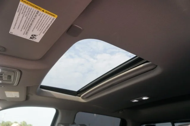 Used 2024  GMC Denali image 18