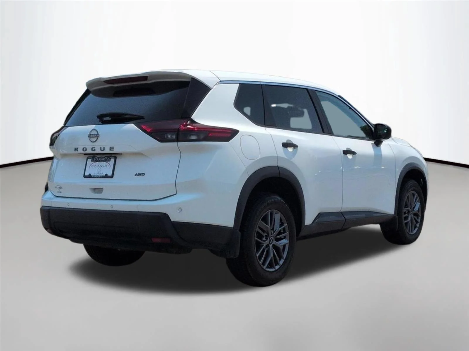 Used 2024 Glacier White Nissan S image 5