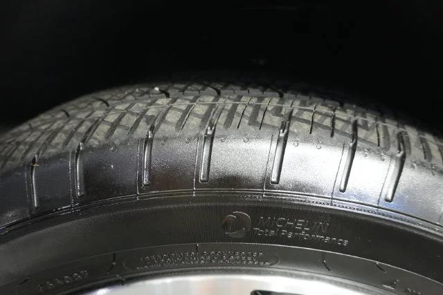 Used 2025 Shadow Black Ford Select image 10