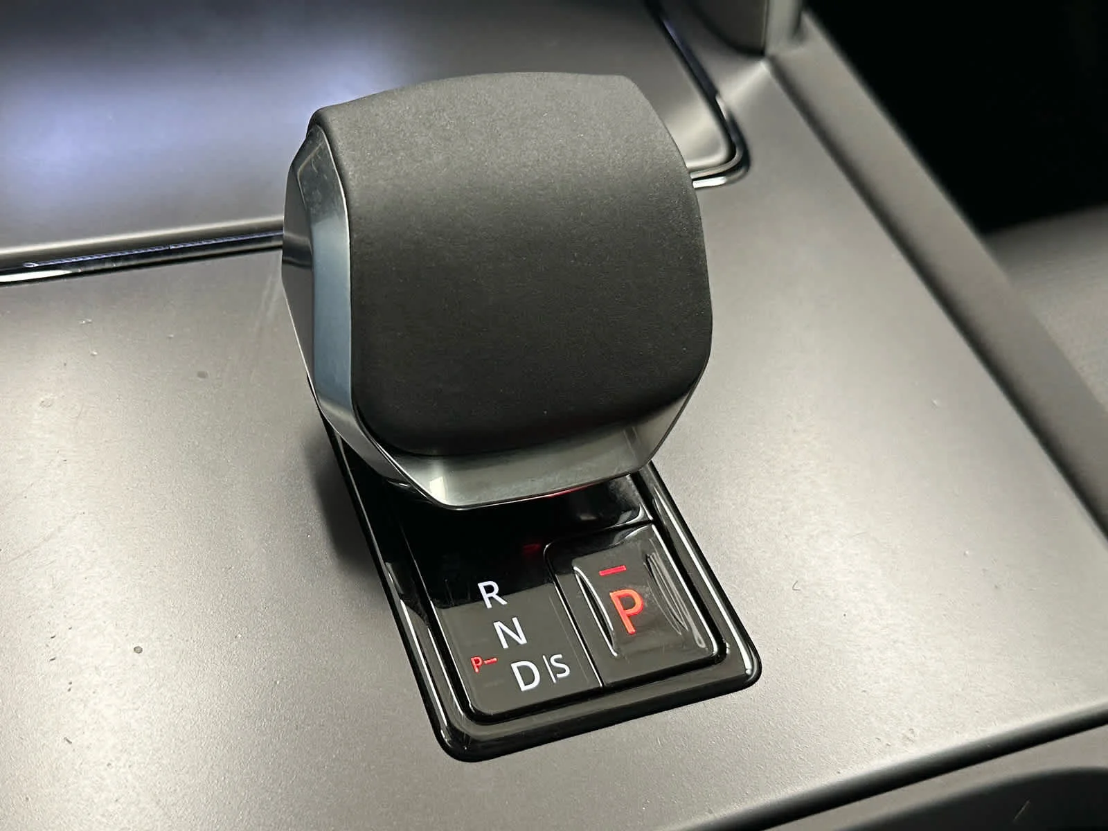 2024 Land Rover Discovery Sport S - Photo 29