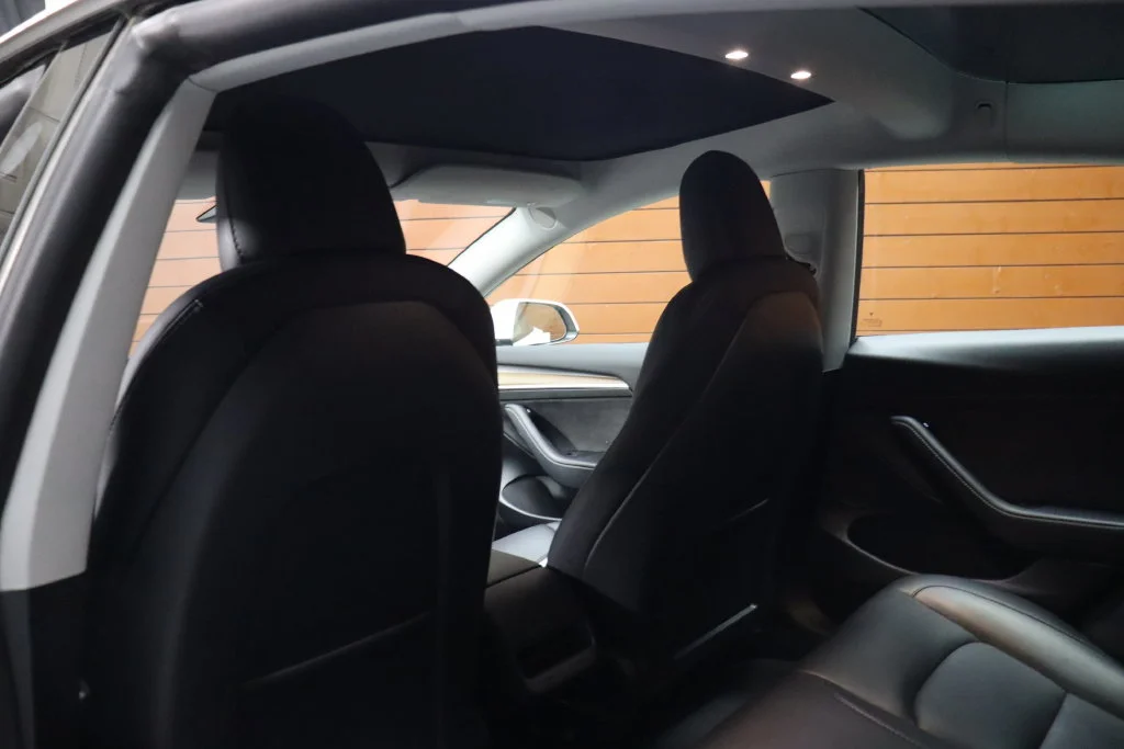 Used 2022 Pearl White Multi-Coat Tesla Long Range image 33