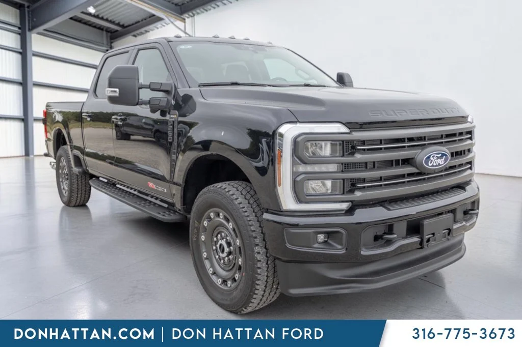 New 2027 Agate Black Metallic Ford F-250® XLT image 28
