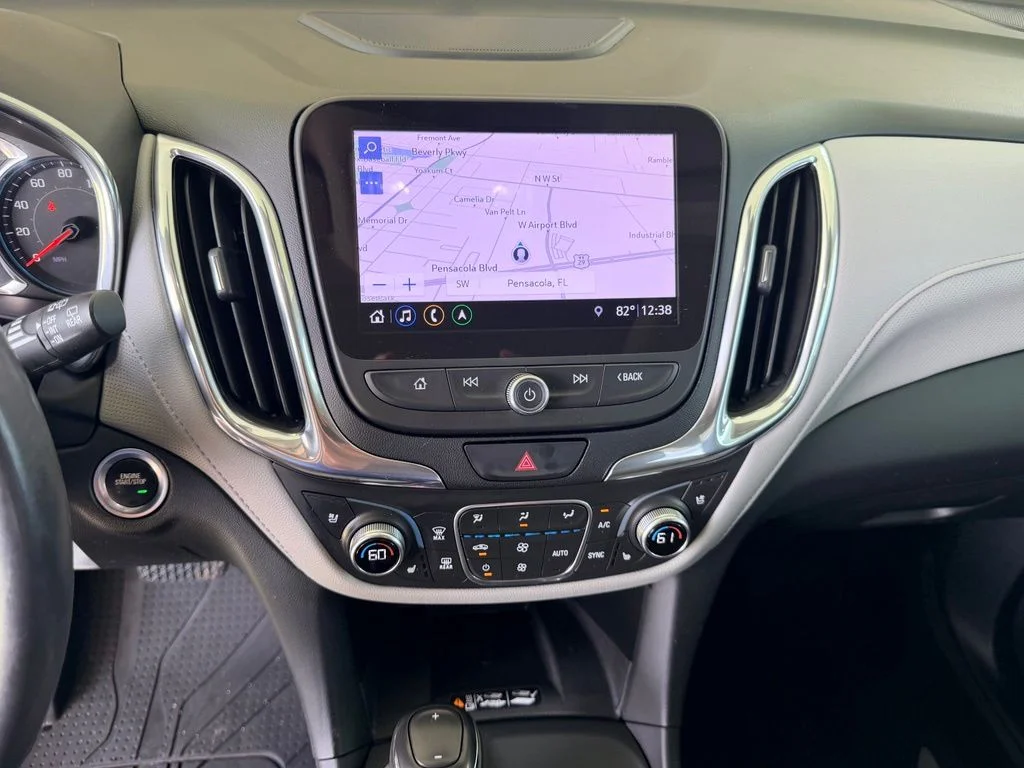 Used 2019 Silver Chevrolet Premier image 24