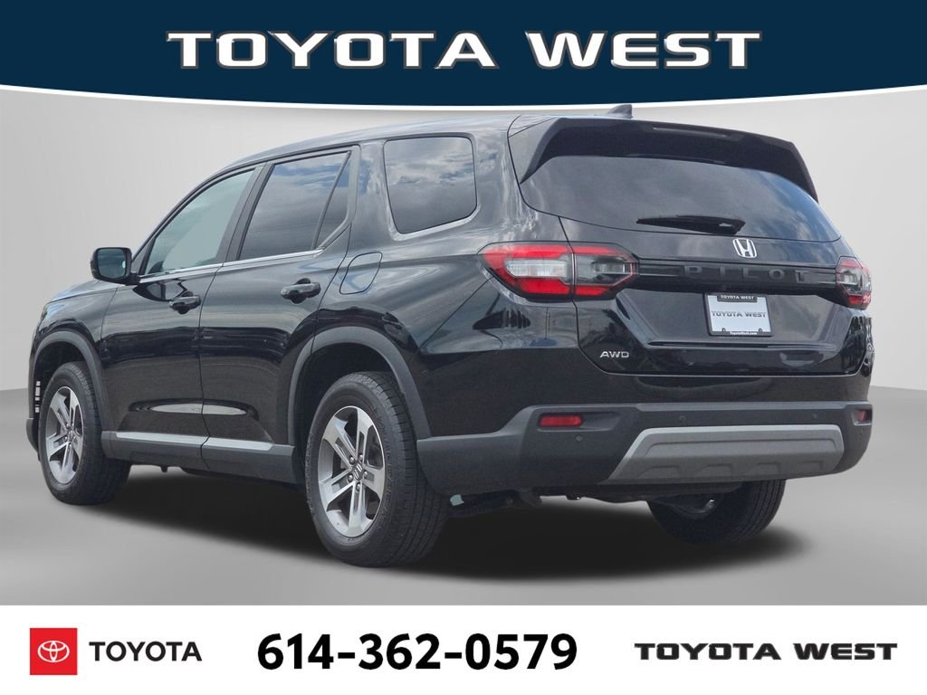 Used 2023 Black Honda EX-L image 8