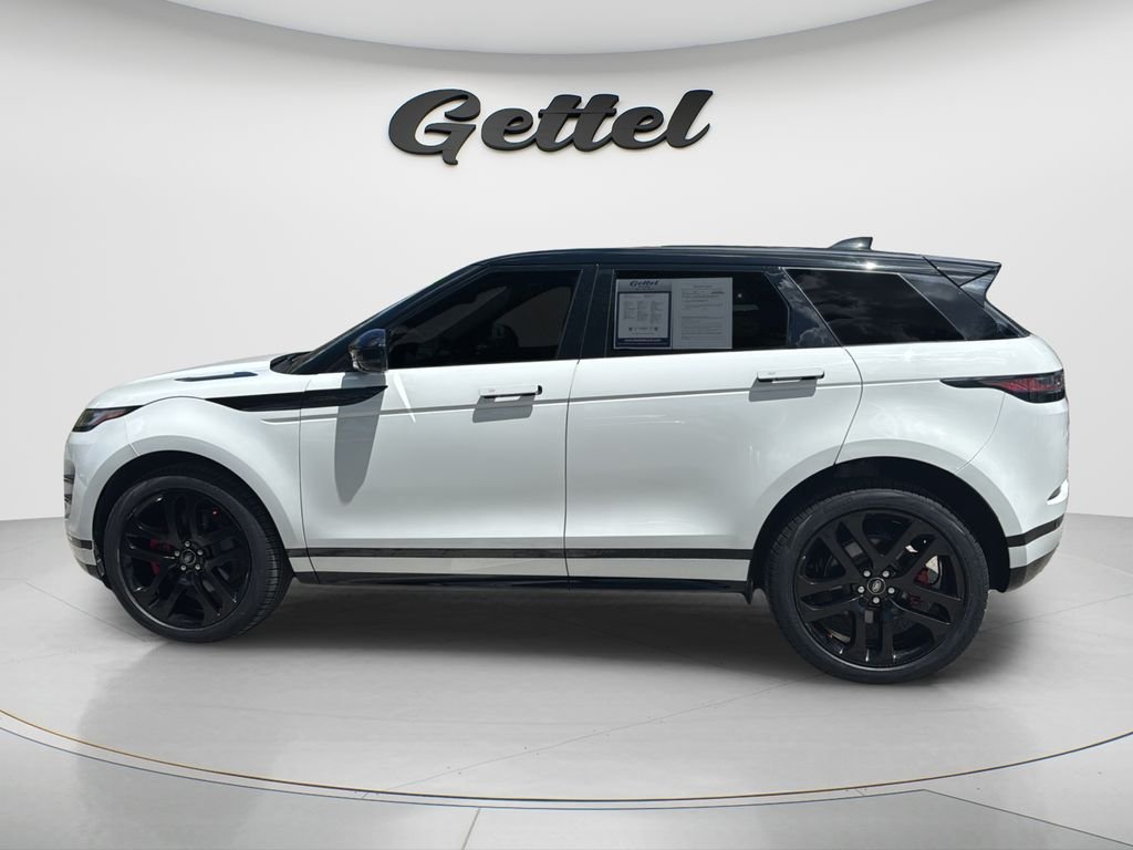 Used 2023  Land Rover R-Dynamic SE image 9