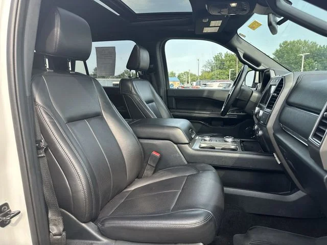 Used 2021 White Ford XLT image 29