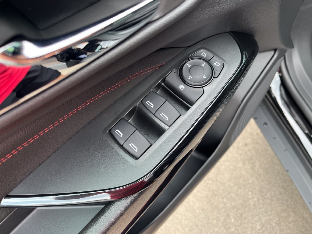 New 2026 Mosaic Black Metallic Chevrolet 2RS image 11