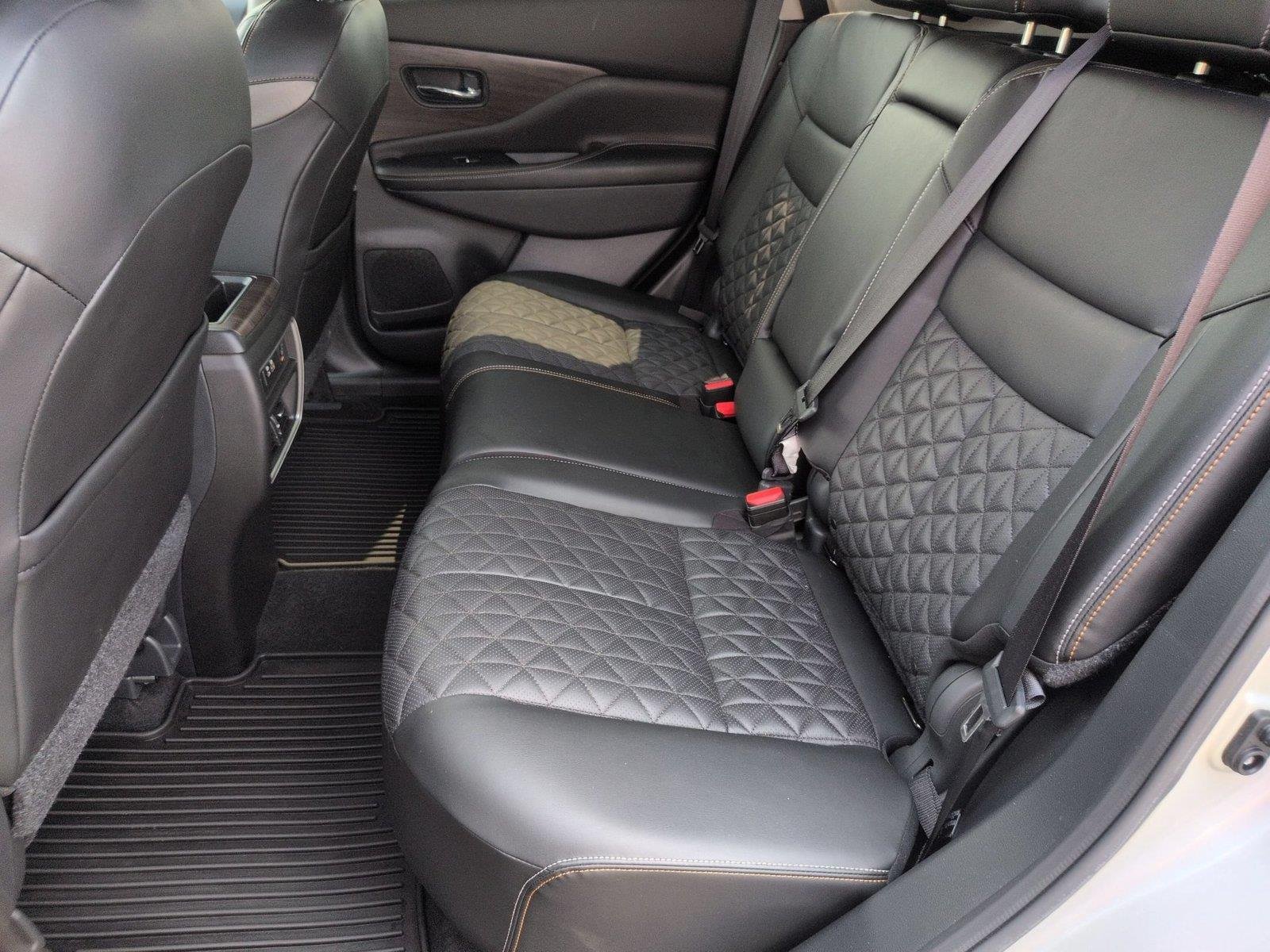 Used 2023 Brilliant Silver Metallic Nissan Platinum image 34