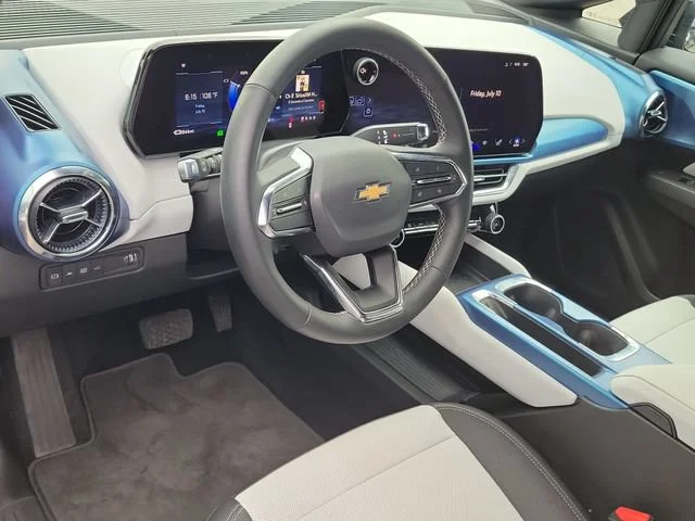2025 Chevrolet Equinox EV 1LT - Photo 18