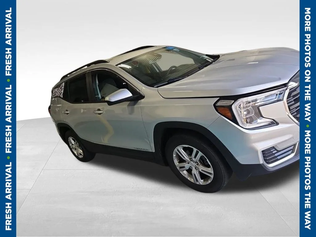 Used 2022 Silver GMC SLE image 1