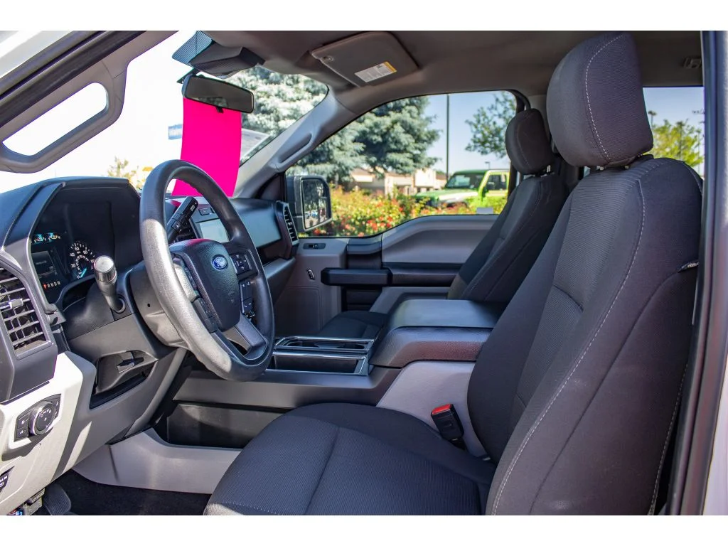 Used 2019 OXFORD WHITE Ford XL image 29
