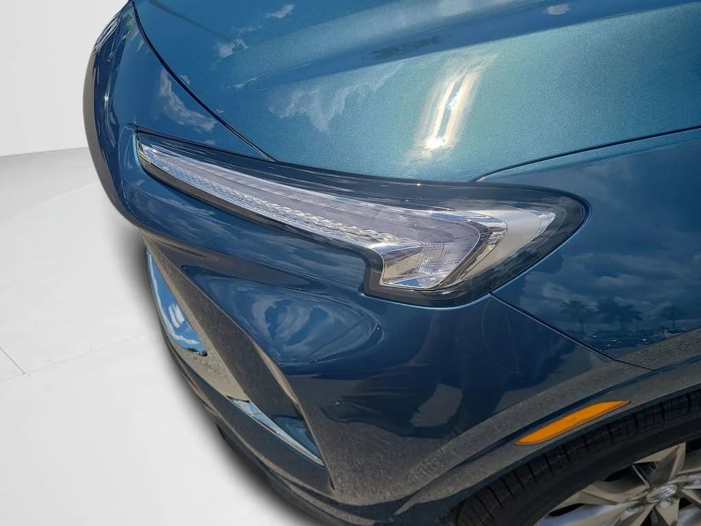 New 2026 Ocean Blue Metallic Buick Avenir image 24