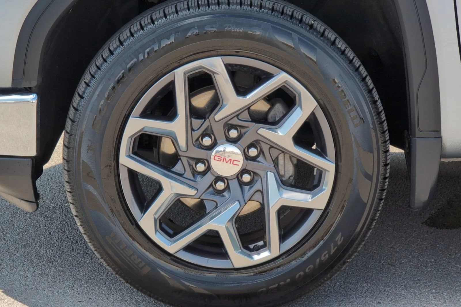 Used 2024 Sterling Metallic GMC SLT image 27