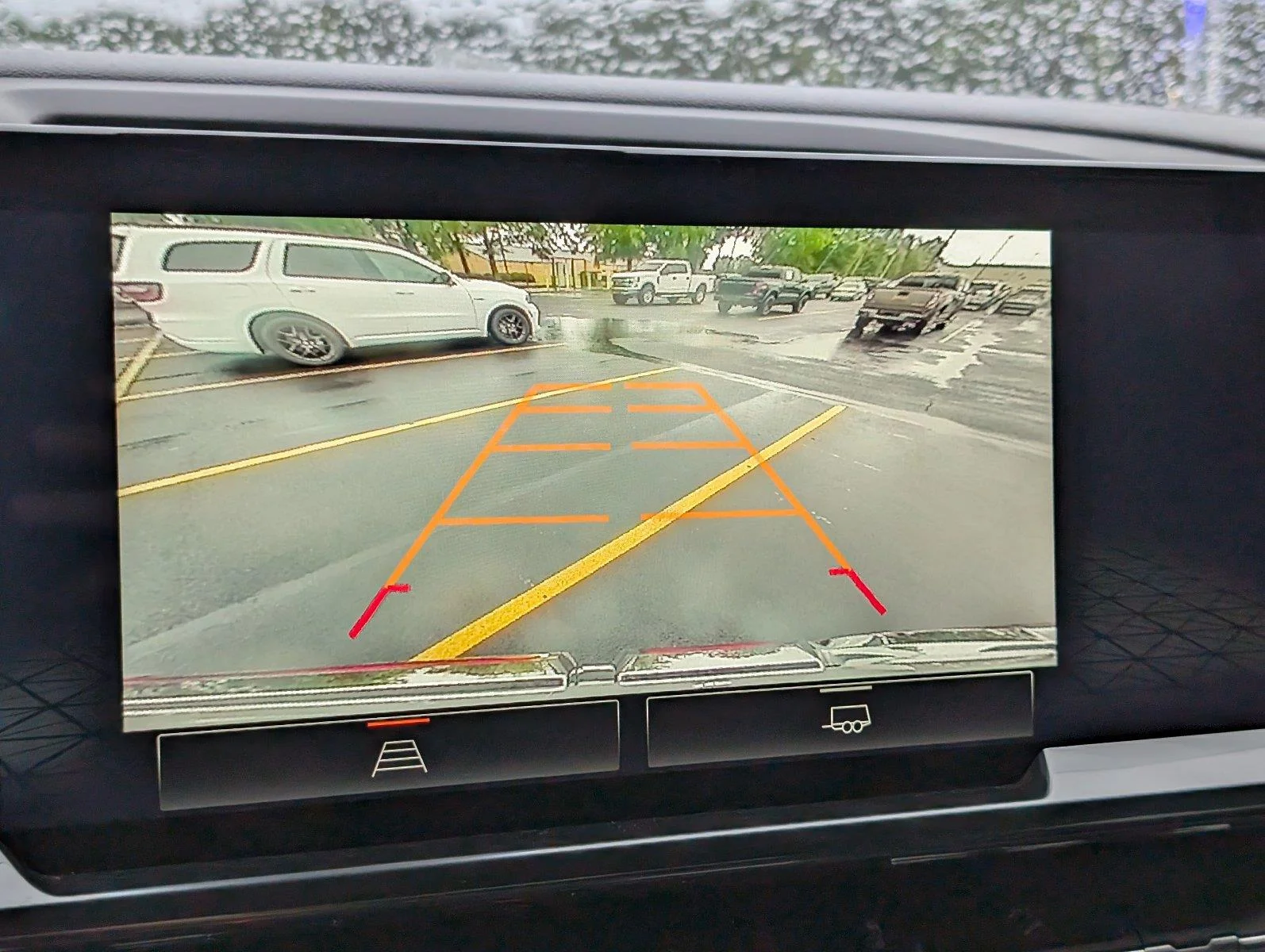 Used 2026 Summit White GMC Elevation image 20
