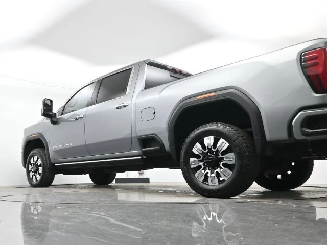 Used 2025 Sterling Metallic GMC Denali image 26