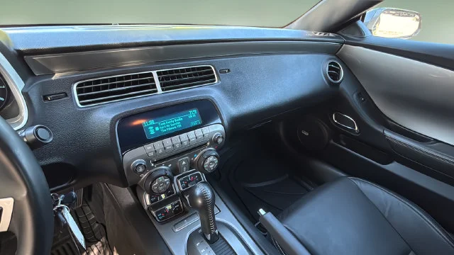 Used 2010 Gray Chevrolet 2LT image 24