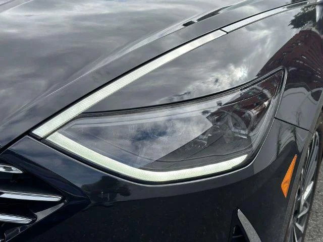Used 2023 Carbon Blue Hyundai SEL image 9