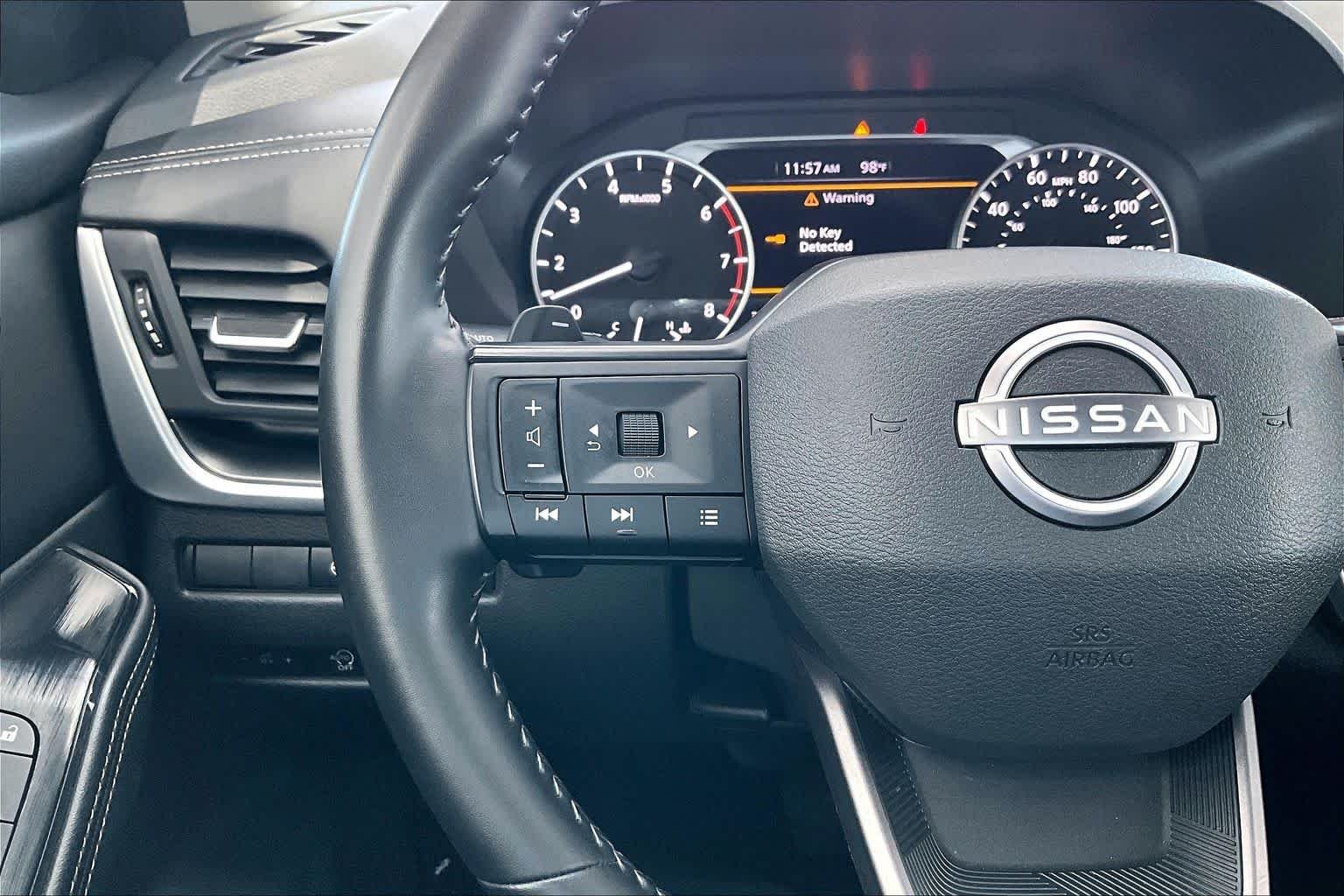 2025 Nissan Rogue SV - Photo 24