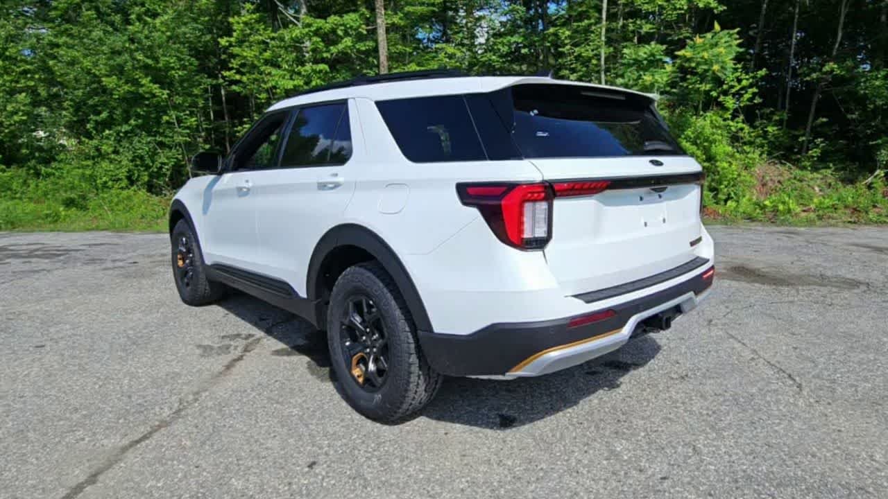 New 2026 Star White Metallic Tri-Coat Ford Tremor® image 6