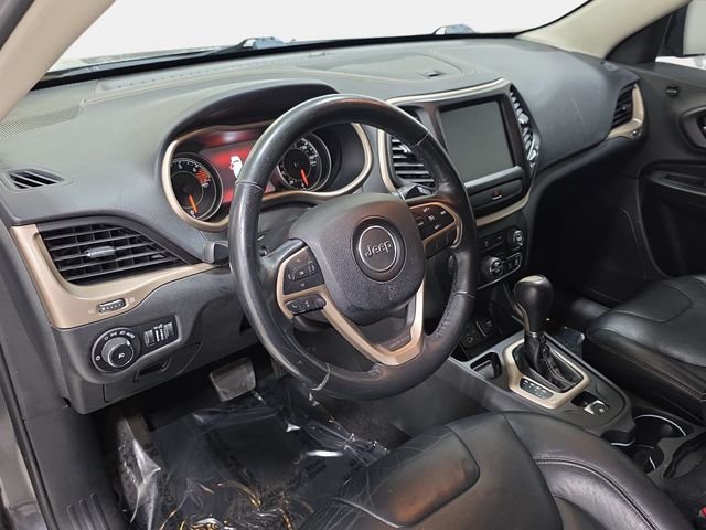 Used 2016 Gray Jeep Limited image 16