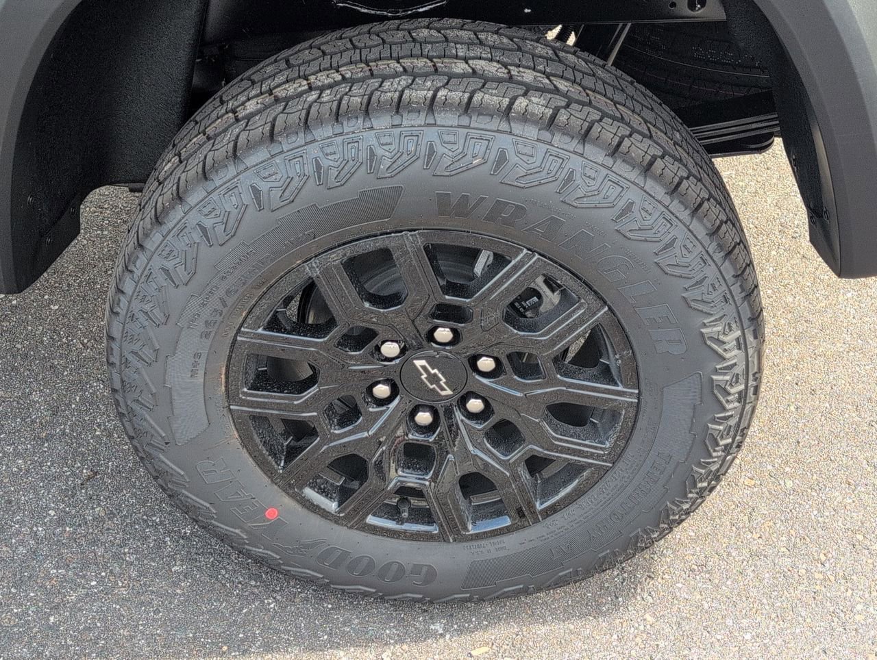 New 2026 Sterling Gray Metallic Chevrolet Trail Boss image 31