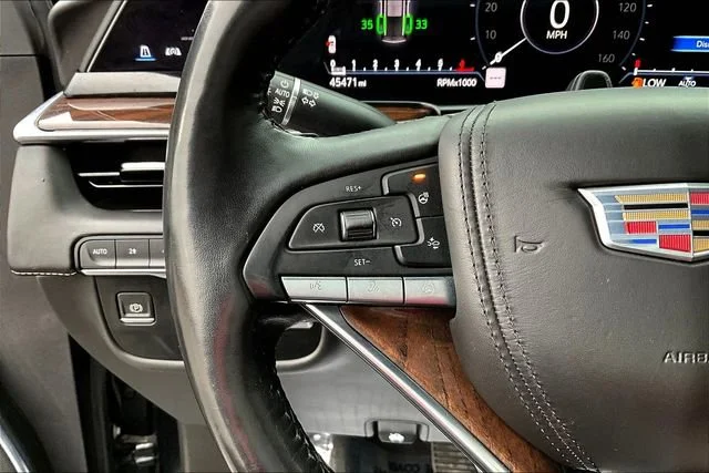 Used 2021 Black Raven Cadillac Sport Platinum image 11