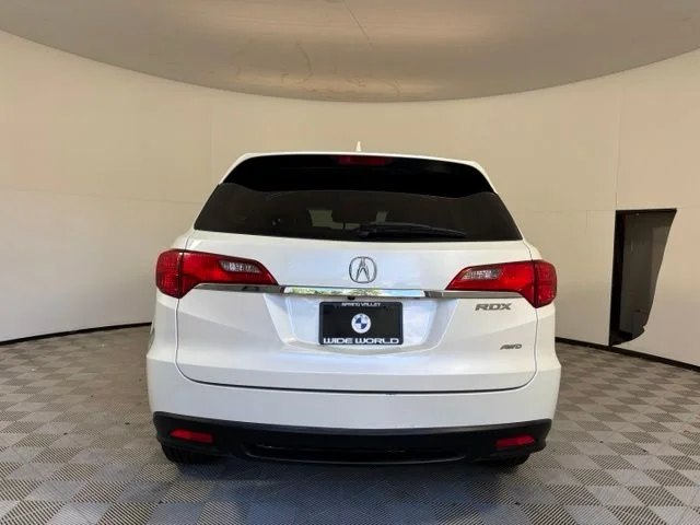 Used 2014  Acura Technology Package image 6