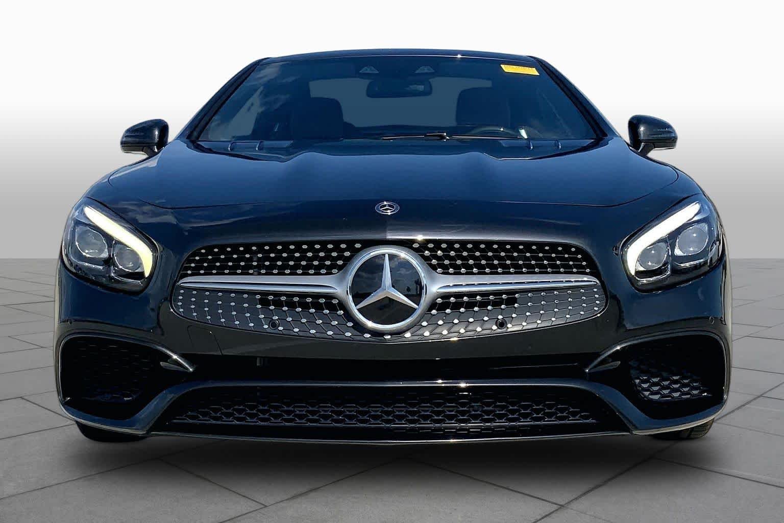 Used 2019 Graphite Grey Metallic Mercedes-Benz SL 550 image 4