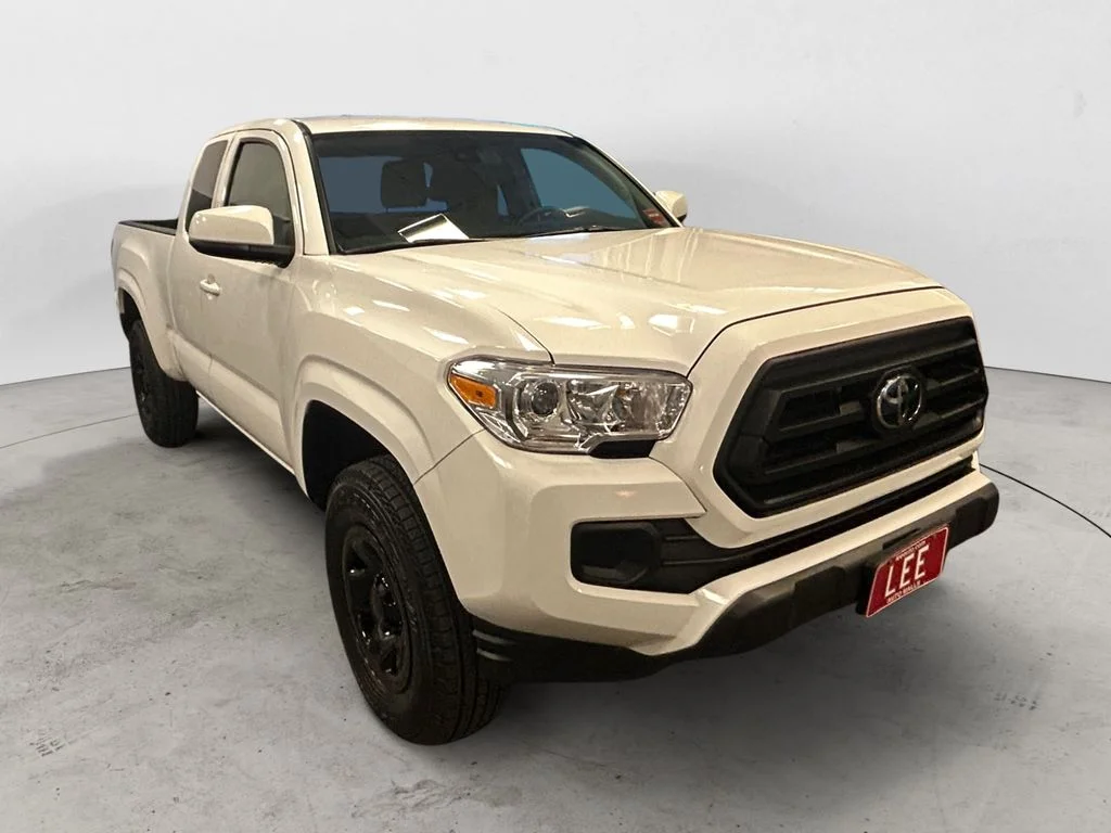 Used 2023 Ice Toyota SR image 7